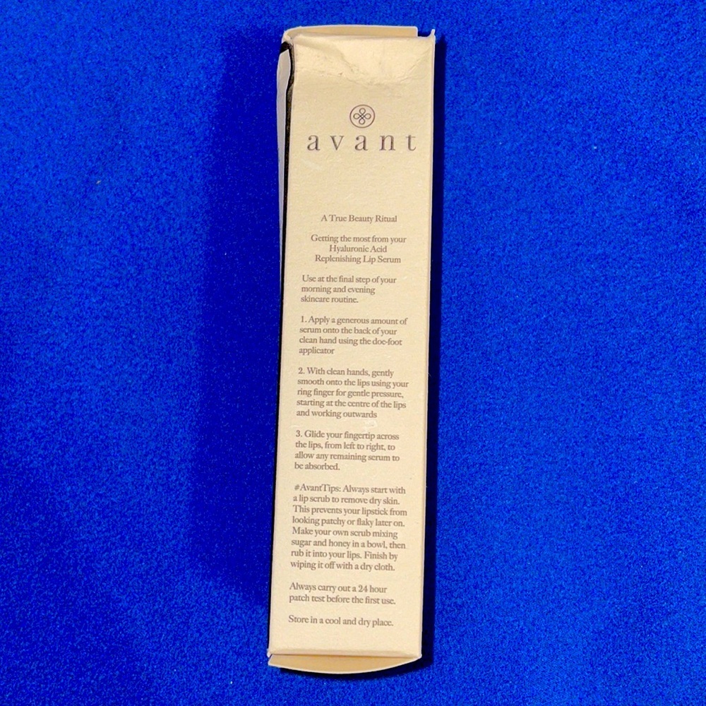 avant Hyaluronic Acid Replenishing Lip Serum - Picture 6 of 7